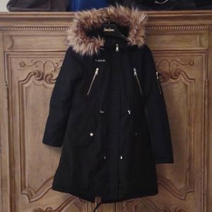 BEBE black parka with removable faux fur